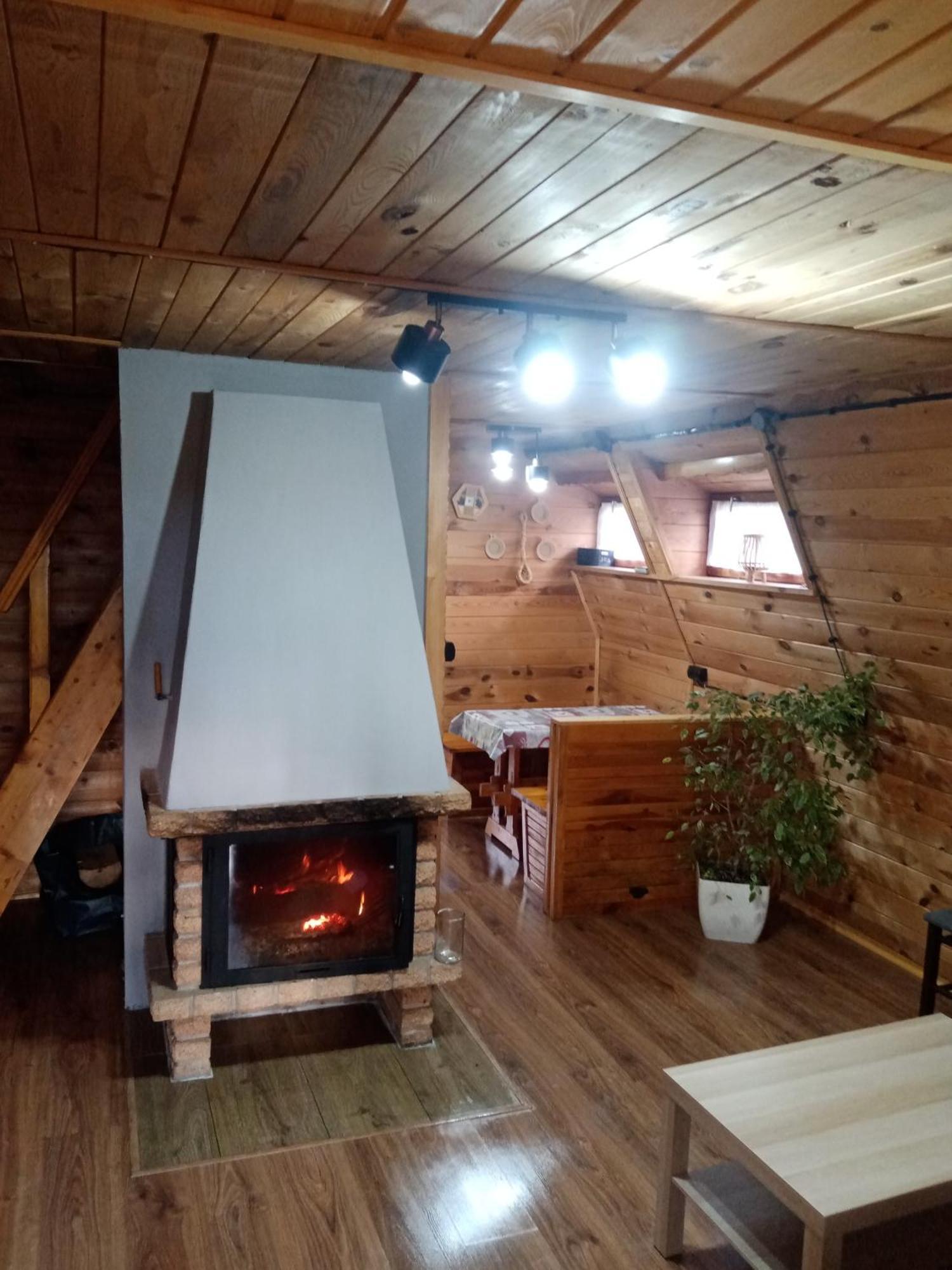 Chatka Pod Lasem Jarnołtówek Exteriér fotografie